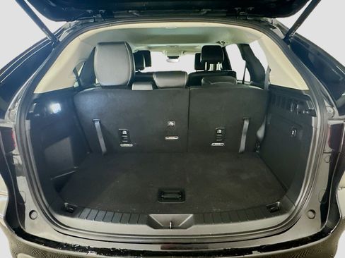 Used 2025 MAZDA CX-90 Plug-In Hybrid w/ Preferred image 32