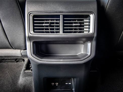 New 2026 Volkswagen Atlas Cross Sport SE image 47