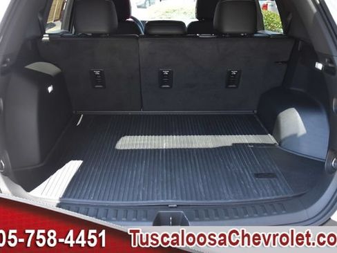 Used 2026 Chevrolet Equinox LT w/ Convenience Package II FWD image 8