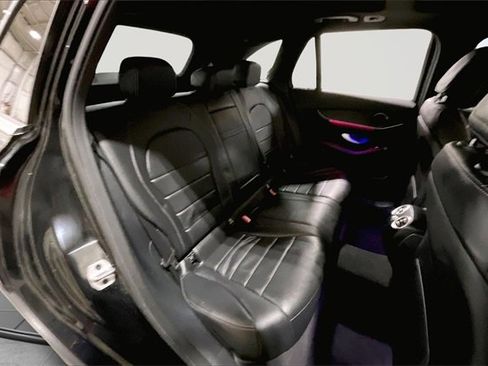 Used 2022 Mercedes-Benz GLC 300 4MATIC image 27