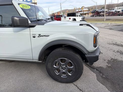 Used 2023 Ford Bronco Big Bend image 2