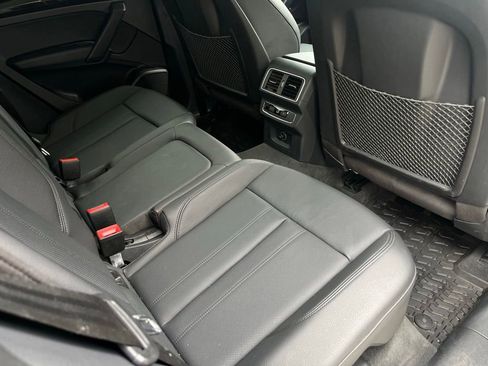 Used 2018 Audi Q5 2.0T Premium Plus w/ Premium Plus Package AWD/4WD image 11