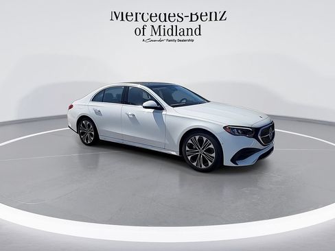 New 2025 Mercedes-Benz E 350 Sedan image 2