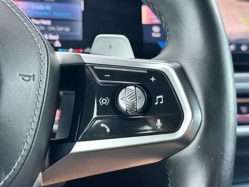 Used 2024 BMW 740i xDrive image 17