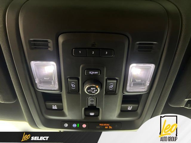 Used 2024 Chevrolet Tahoe High Country w/ Advanced Technology Package AWD/4WD image 32
