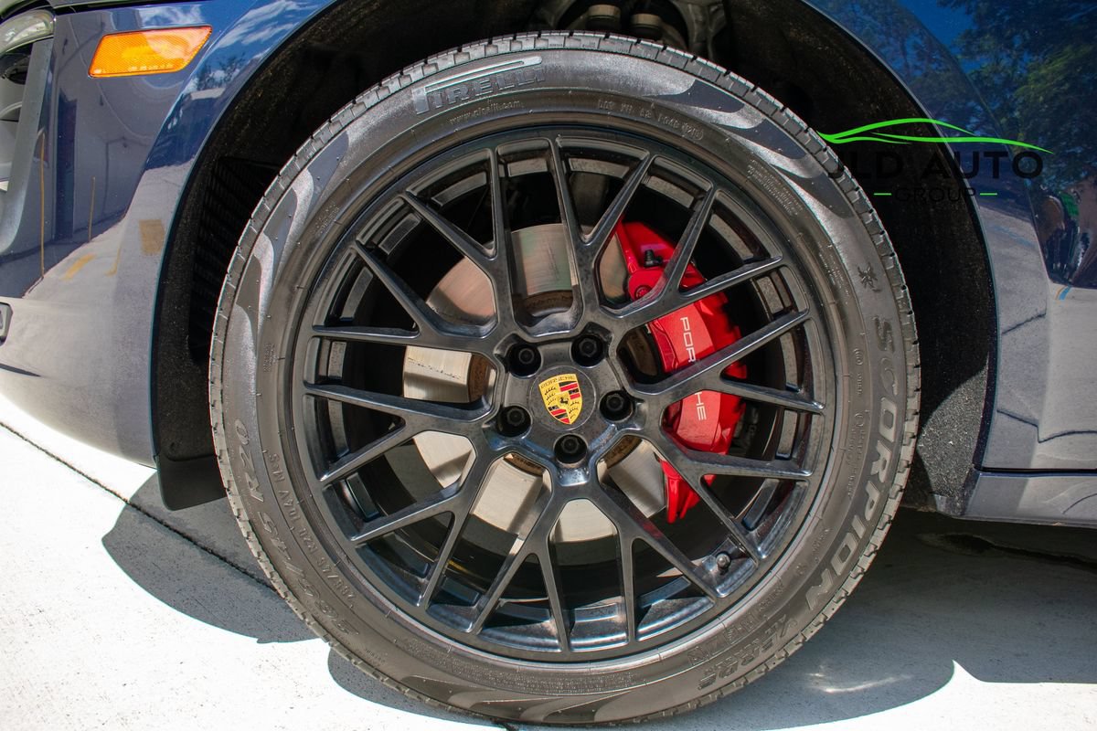 Used 2018 Porsche Macan GTS w/ Premium Package Plus AWD/4WD image 32
