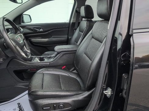 Used 2022 GMC Acadia SLT w/ Elevation Edition image 14