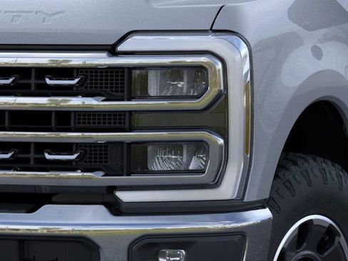 New 2026 Ford F250 Lariat image 18