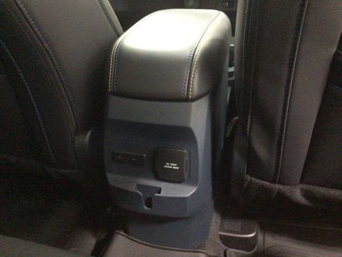 New 2025 Ford Maverick Lobo image 38