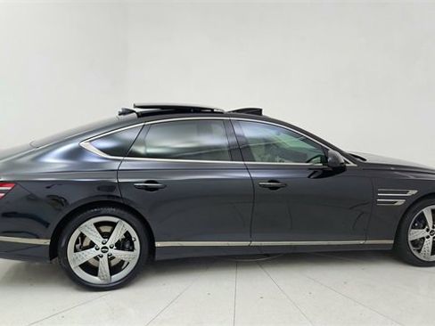 Used 2025 Genesis G80 2.5T Sport Prestige image 6