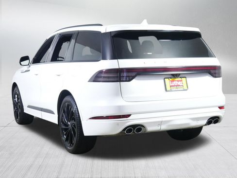 Used 2022 Lincoln Aviator Reserve w/ Equipment Group 201A AWD/4WD image 5
