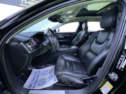 Used 2018 Volvo S90 T5 Momentum w/ Convenience Package FWD image 17