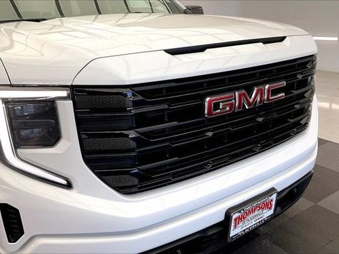 Used 2026 GMC Sierra 1500 Elevation w/ X31 Off-Road Package AWD/4WD image 30