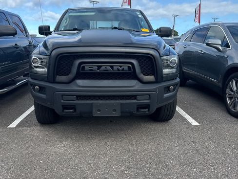 Used 2019 RAM 1500 Warlock AWD/4WD image 2
