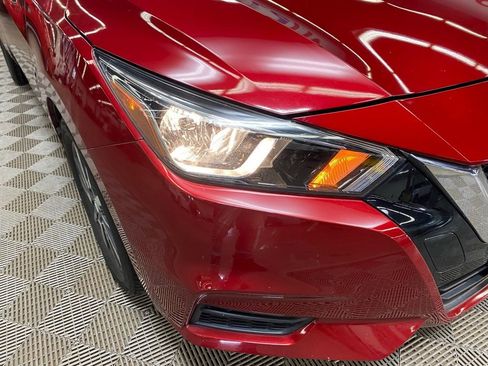 Used 2020 Nissan Versa SV w/ Trunk Package FWD image 3