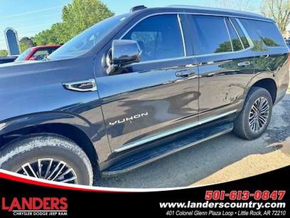 Used 2025 GMC Yukon Elevation