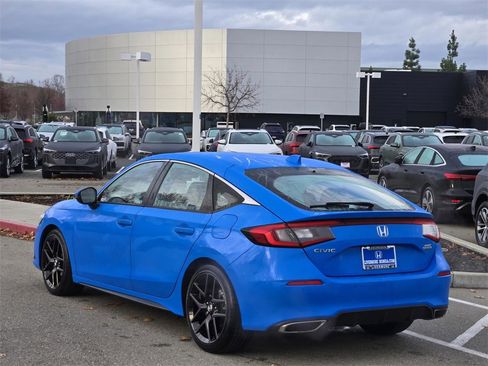 Certified 2024 Honda Civic Sport Touring image 6