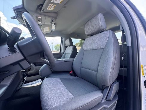 Used 2026 Ford F450 XLT w/ 360-Degree Camera Package AWD/4WD image 15