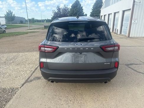 Used 2025 Ford Escape ST-Line Select AWD/4WD image 9