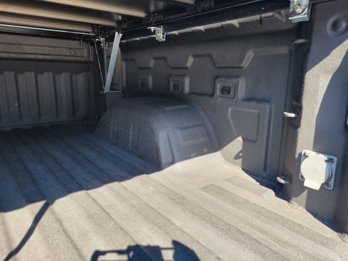 Certified 2023 GMC Sierra 1500 SLT w/ SLT Premium Package image 10