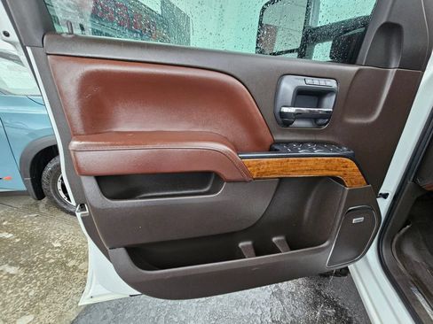 Used 2015 Chevrolet Silverado 2500 High Country w/ Duramax Plus Package AWD/4WD image 13