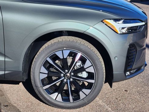 New 2026 Volvo XC60 B5 Plus w/ Climate Package AWD/4WD image 29