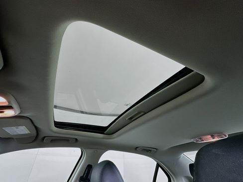 Used 2011 Ford Fusion SE w/ 202A Rapid Spec Order Code image 23