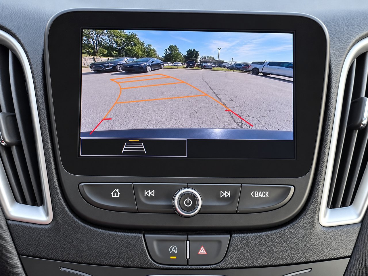 Certified 2024 Chevrolet Malibu LT FWD image 17