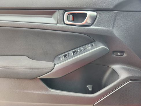 Certified 2025 Honda Civic Sport image 22