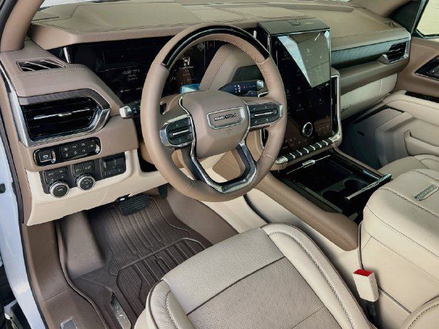 New 2027 GMC Yukon Denali w/ Denali Reserve Package AWD/4WD image 6