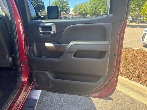 Used 2019 GMC Sierra 3500 Denali w/ Duramax Plus Package AWD/4WD image 24