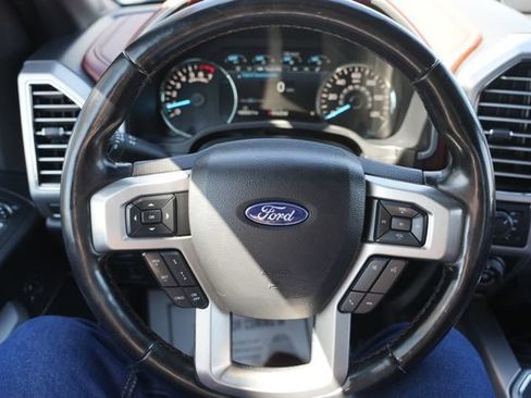 Used 2019 Ford F150 Platinum w/ Equipment Group 701A Luxury AWD/4WD image 28