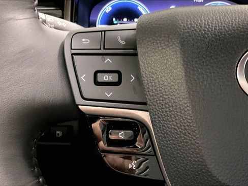 New 2026 Toyota Camry Hybrid image 18