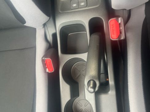 Used 2025 Nissan Versa S image 19