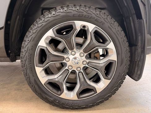 Used 2020 RAM 1500 Limited AWD/4WD image 17