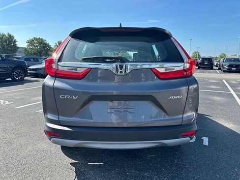 Used 2017 Honda CR-V LX image 8