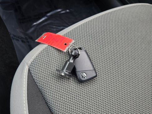 Certified 2023 Volkswagen Taos S image 17