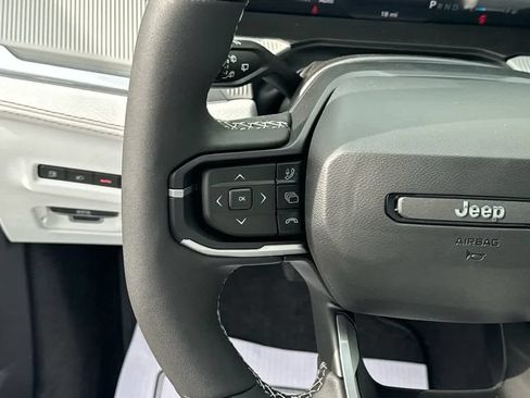 New 2026 Jeep Cherokee Limited AWD/4WD image 16