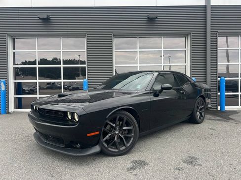 Used 2020 Dodge Challenger R/T w/ Blacktop Package RWD image 1