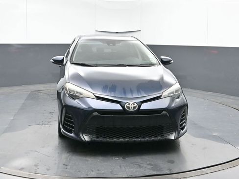 Used 2017 Toyota Corolla XSE image 8