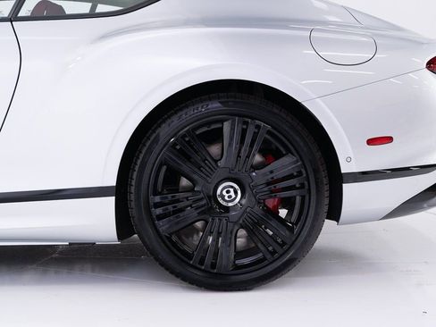 New 2026 Bentley Continental GT image 32