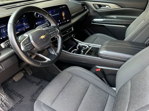 Certified 2024 Chevrolet Traverse LT AWD/4WD image 10