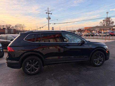 Used 2022 Volkswagen Tiguan SE image 7