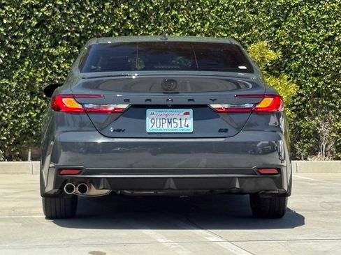 Used 2025 Toyota Camry SE w/ Convenience Package FWD image 11