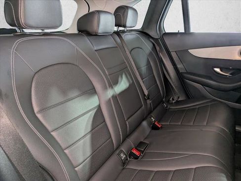 Certified 2022 Mercedes-Benz GLC 300 image 19