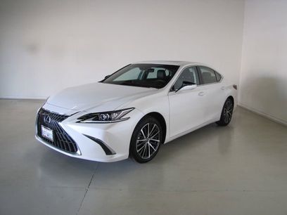 Used 2023 Lexus ES 350 w/ Premium Package