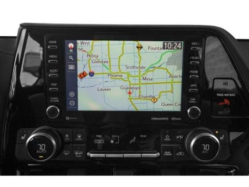 Used 2021 Toyota Highlander XLE image 16