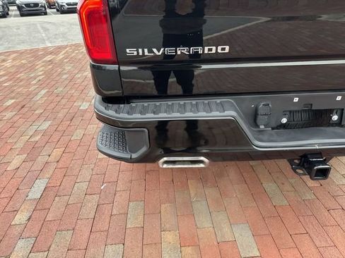 Used 2021 Chevrolet Silverado 1500 Custom Trail Boss image 8