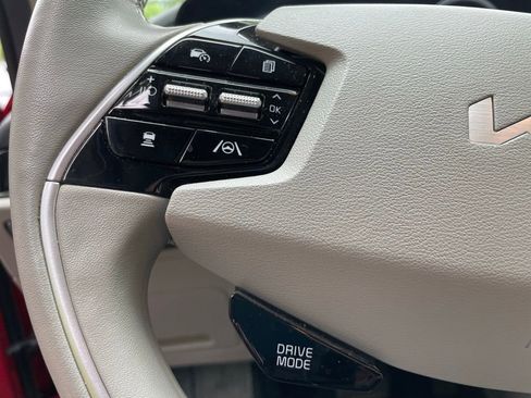 Used 2023 Kia Niro Wind FWD image 12