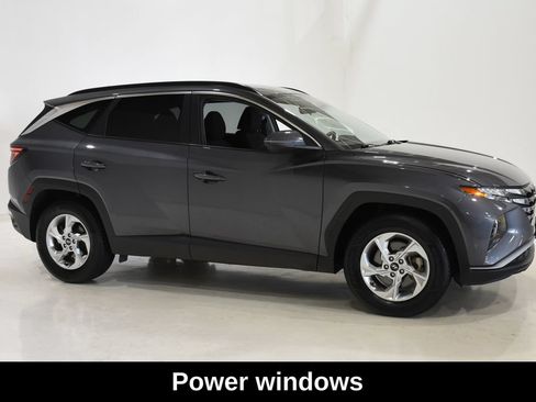 Used 2023 Hyundai Tucson SEL FWD image 3